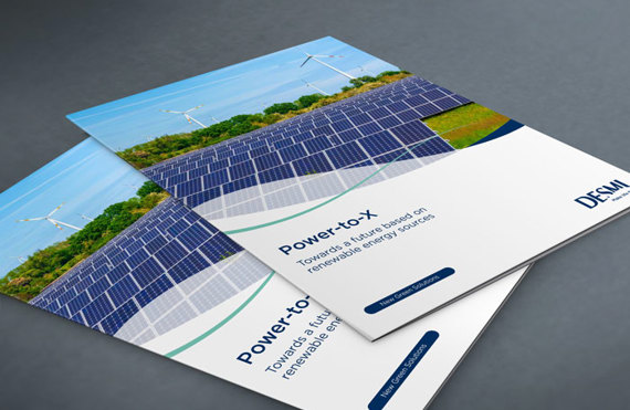 DESMI-broschyrer med solpaneler och vindkraftverk för lösningar inom förnybar energi.