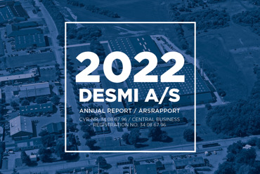 DESMI A/S 2022年度报告封面，俯瞰设施的航拍图。