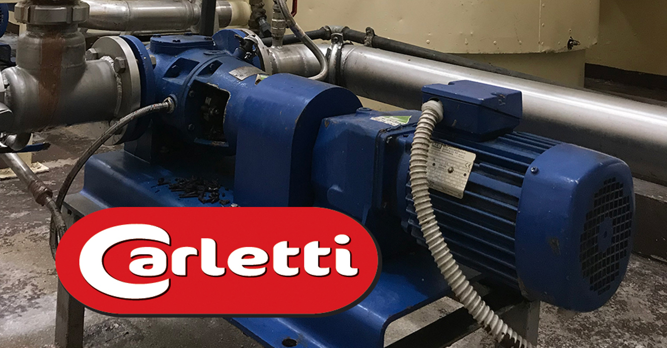 Blue industrial pump with pipes, featuring the Carletti logo in the foreground.